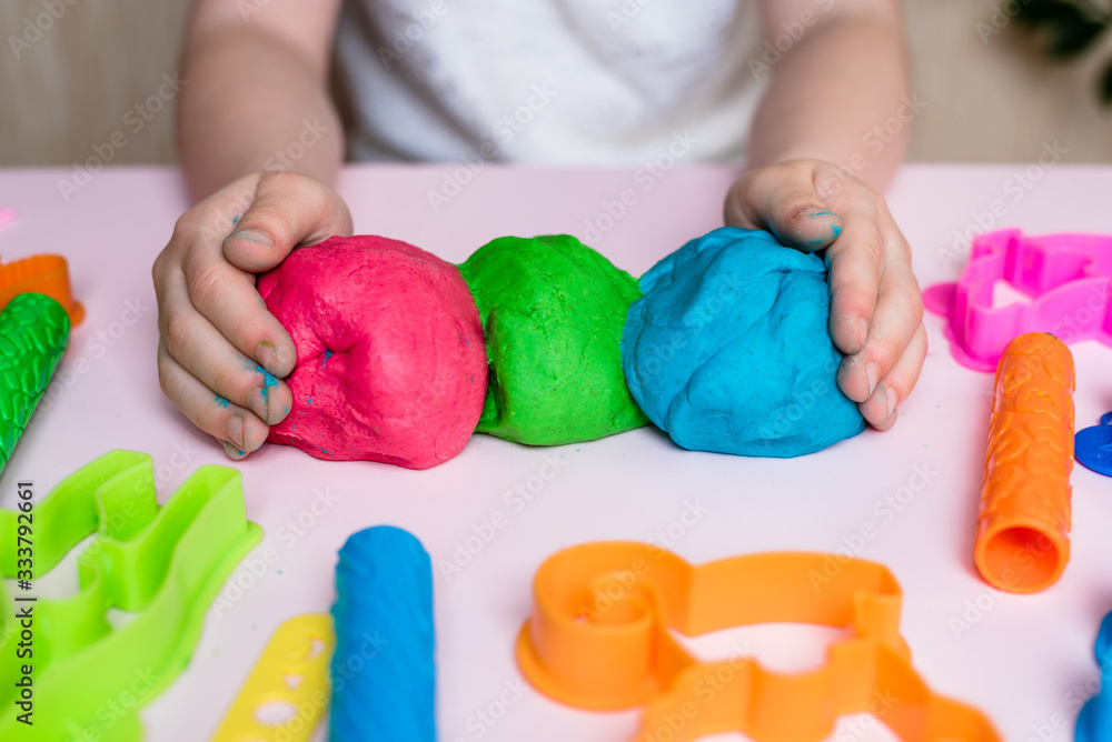How To Make Playdough – 5 Easy DIY Recipes